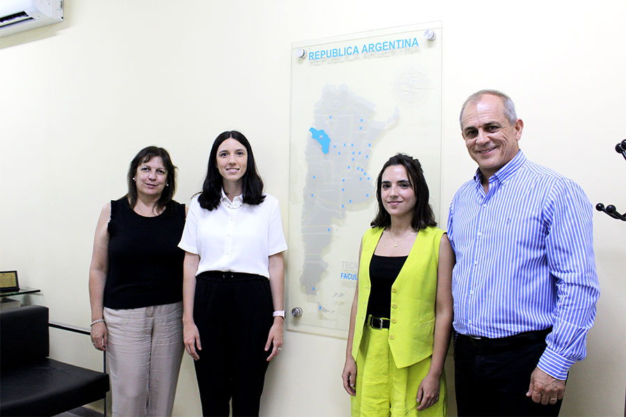 Lee más sobre el artículo La ONG Argentinos por la Educación visitó UTN.LR