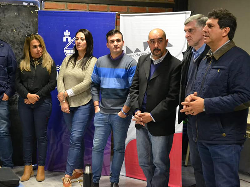 Lee más sobre el artículo Con el aval de UTN.LR dio inicio el curso de capacitación sobre electricidad para mujeres chileciteñas