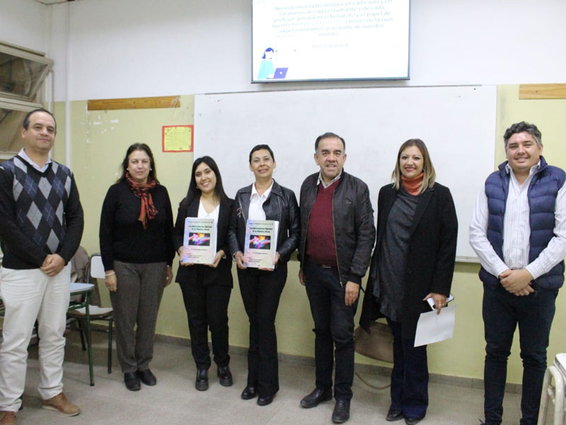 Lee más sobre el artículo Graduadas de Tecnología Educativa de UTN.LR revelan cómo las herramientas digitales afectaron la educación en Plástica Visual durante la pandemia